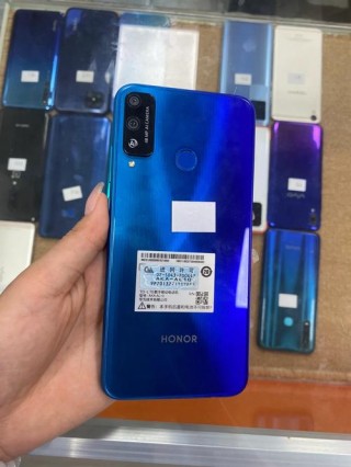 华为nova6对比荣耀play4pro？华为nova65g和荣耀play4pro