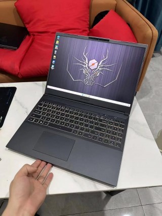 商务笔记本电脑可以打游戏吗？商务笔记本能打英雄联盟吗