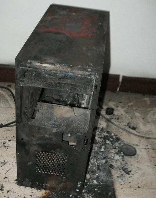 电脑电源烧了有什么现象