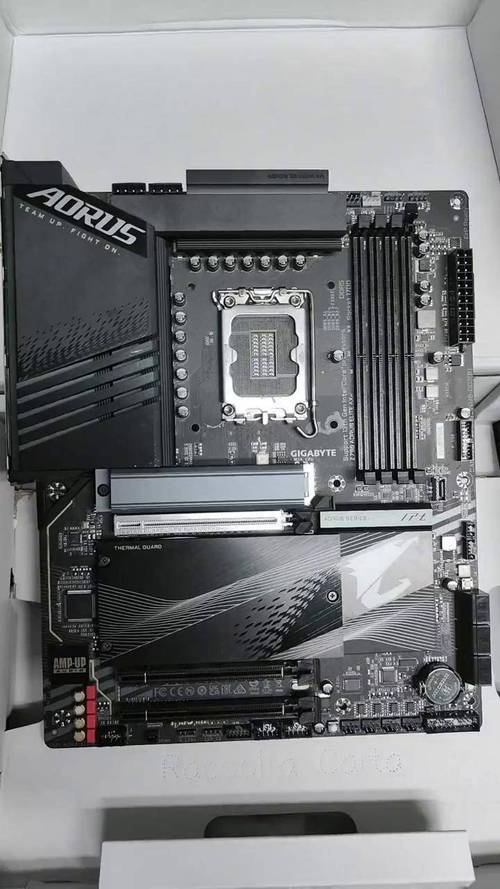 技嘉主板配置什么显卡