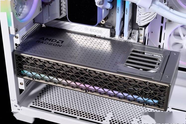 m2000m显卡相当于什么显卡