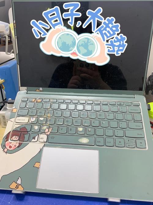 电脑建议贴贴纸吗