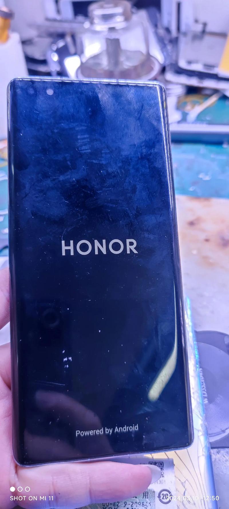 荣耀V20突然黑屏怎么办?