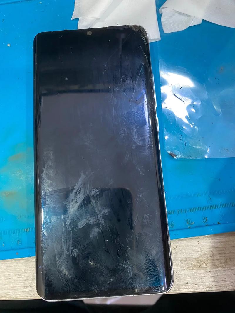 小米cc9pro换屏幕多少钱?