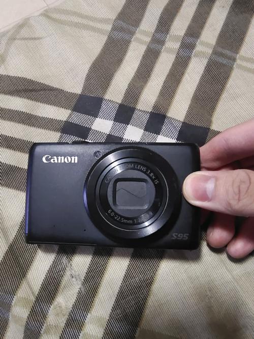 关于佳能S95
