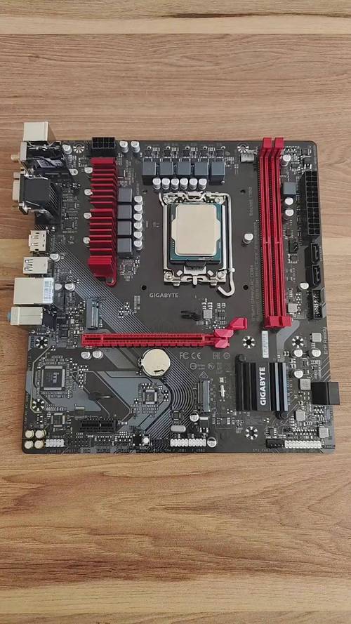 我想问问gtx760用什么主板