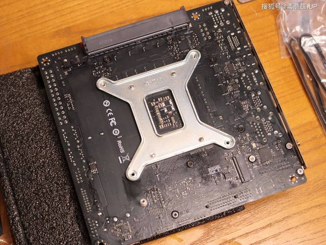 一体机主机如何升级电脑配置系统