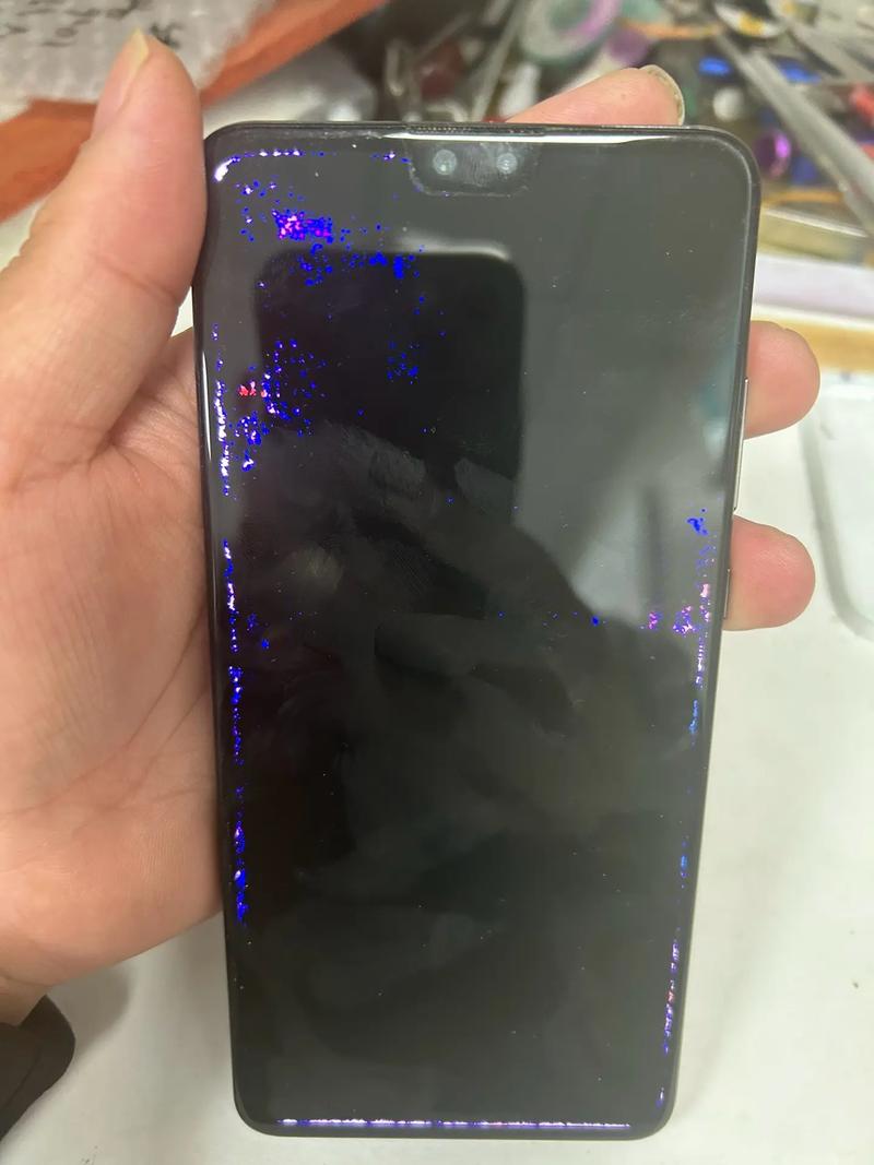 华为mate30换屏幕多少钱