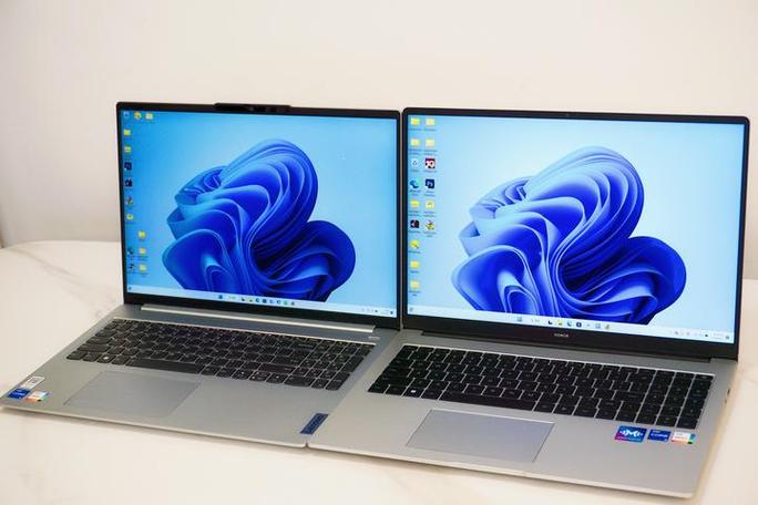 荣耀MagicBook轻薄本,为什么英特尔版的要贵1000块?