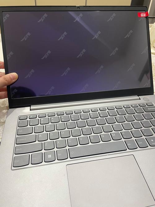 笔记本可以贴钢化膜吗?