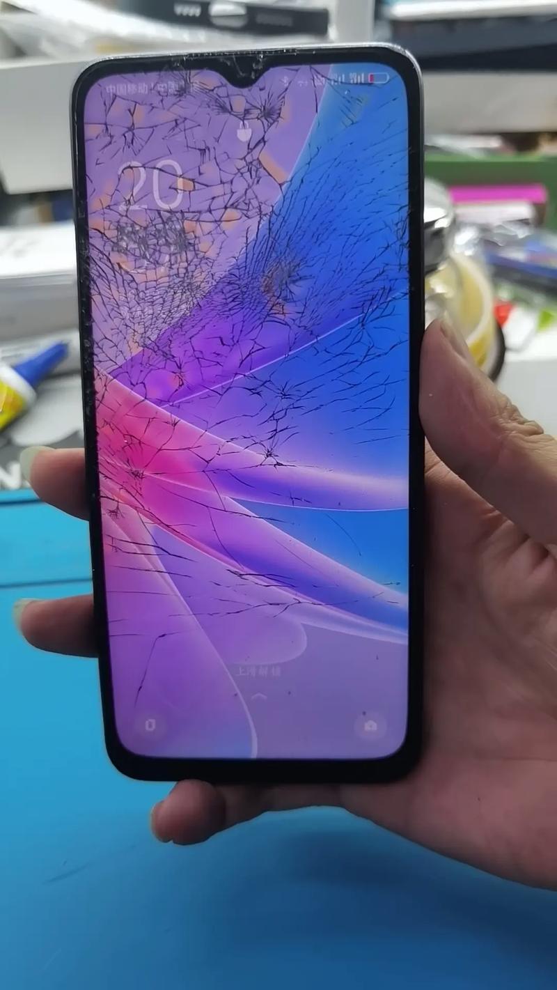 手机外屏碎了自己能换吗?