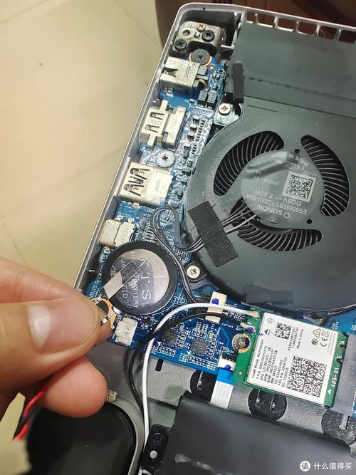 笔记本电脑的电池怎么在任务栏显示出来?