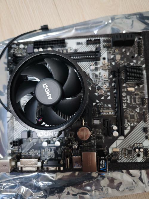 AMD的主板配什么显卡好啊!