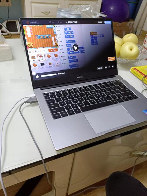 荣耀magicbook15支持触屏吗