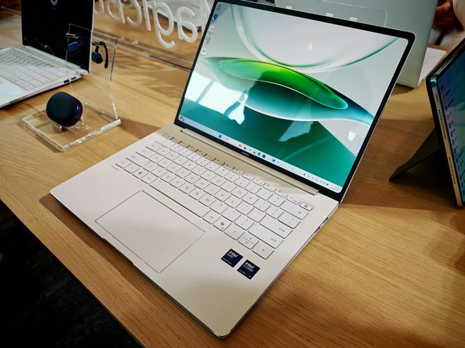 荣耀magicbookx14可以触屏吗