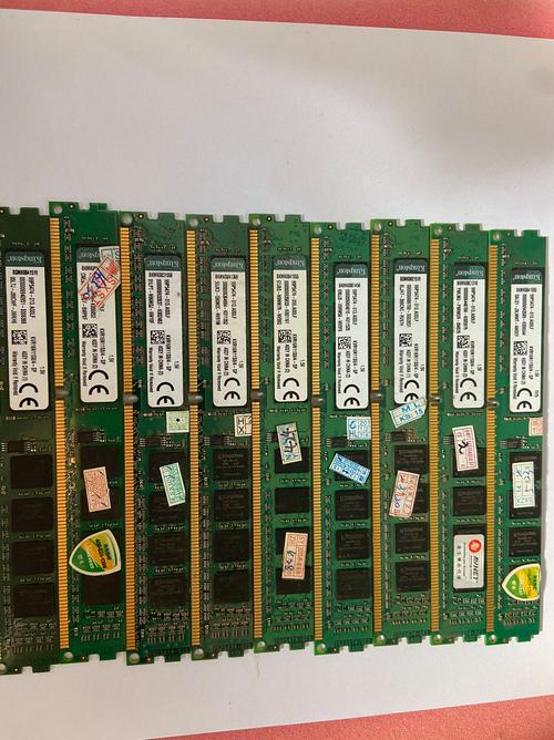 选金士顿的内存条和威刚的内存条哪个好呢?