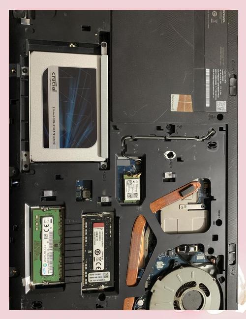 电脑自带的键盘卡扣怎么安装笔记本键盘按键扣出来了怎么装回去