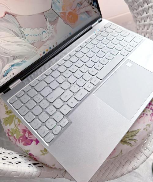 1000块钱的英特尔笔记本能用吗?