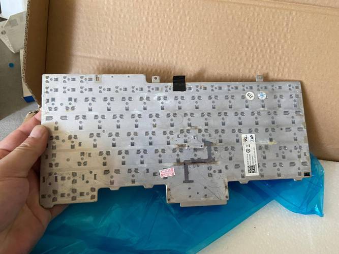 戴尔键盘排线怎么拆