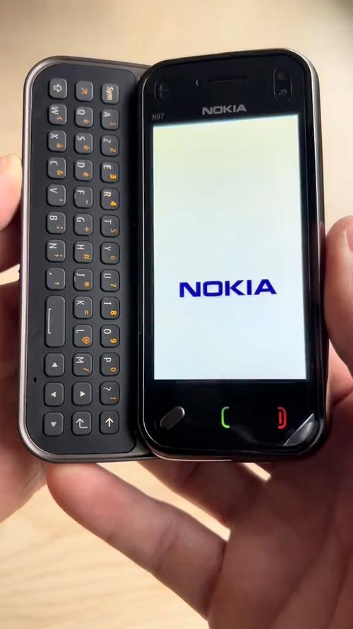 诺基亚n97mini和n97,诺基亚n97和n97i区别