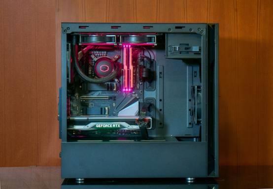 ...标准版ATX机箱-大空间,优质做工,散热好,静音防尘,外观大气,性价比高...