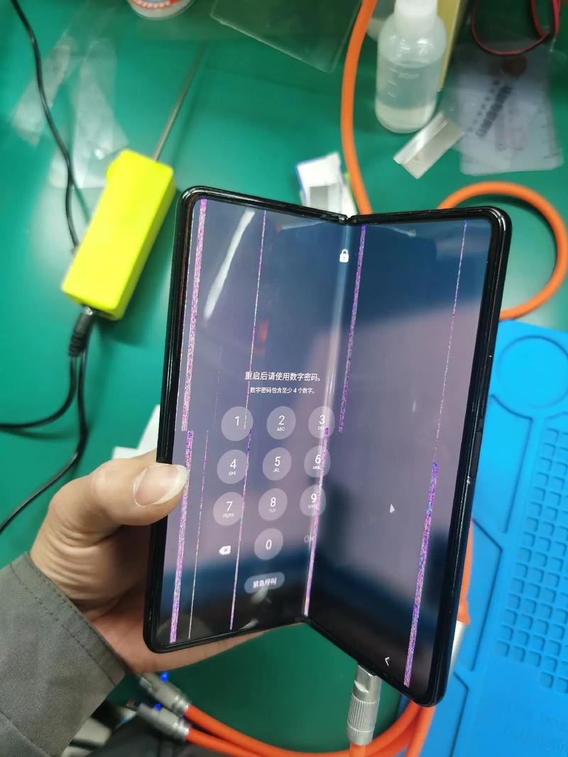 三星Note3摔了一下,可以开机但是没有显示,要怎么维修?