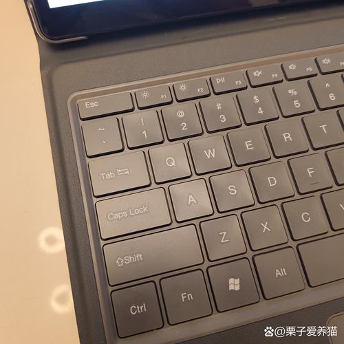 二合一平板电脑与笔记本电脑区别?哪个更适合学生