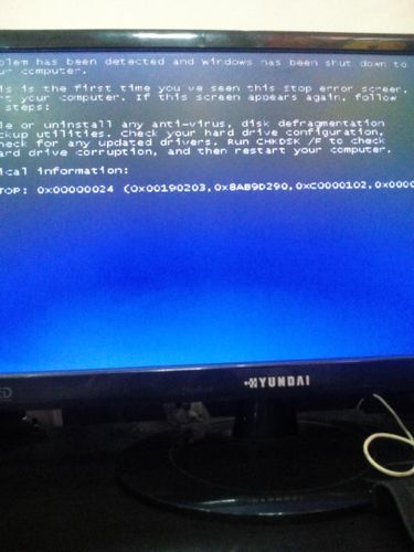 ...如何解决_电脑开机直接是蓝屏按f8无反应怎么解决