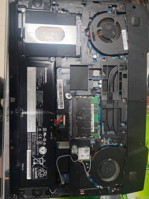 联想笔记本后盖如何拆卸