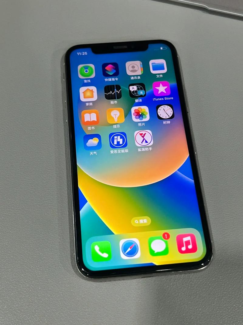 iphoneX使用的是什么屏幕?