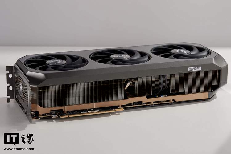 网吧用显卡9800GT和GTS250,性能方面差别大吗?