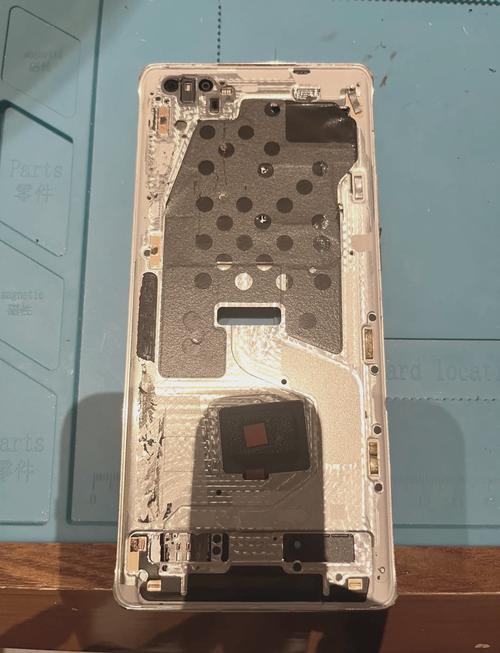 华为mate40pro换屏幕费用