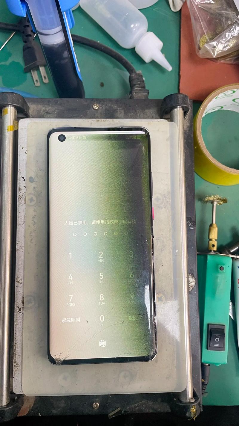 华为mate40e内外屏800贵不贵