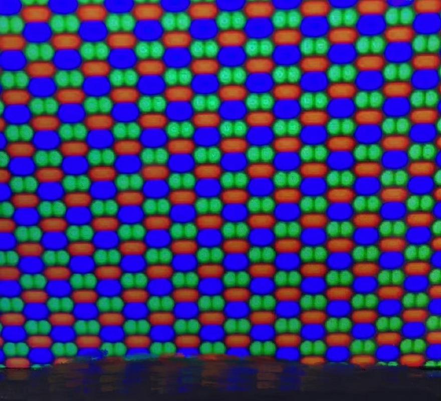 京东方屏幕都是周冬雨排列吗