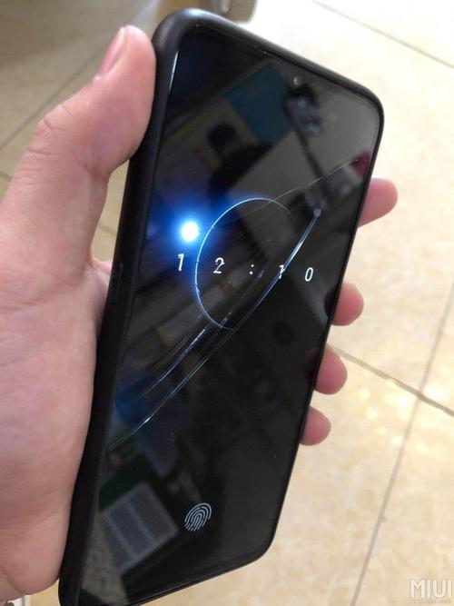 小米6屏幕用的什么玻璃