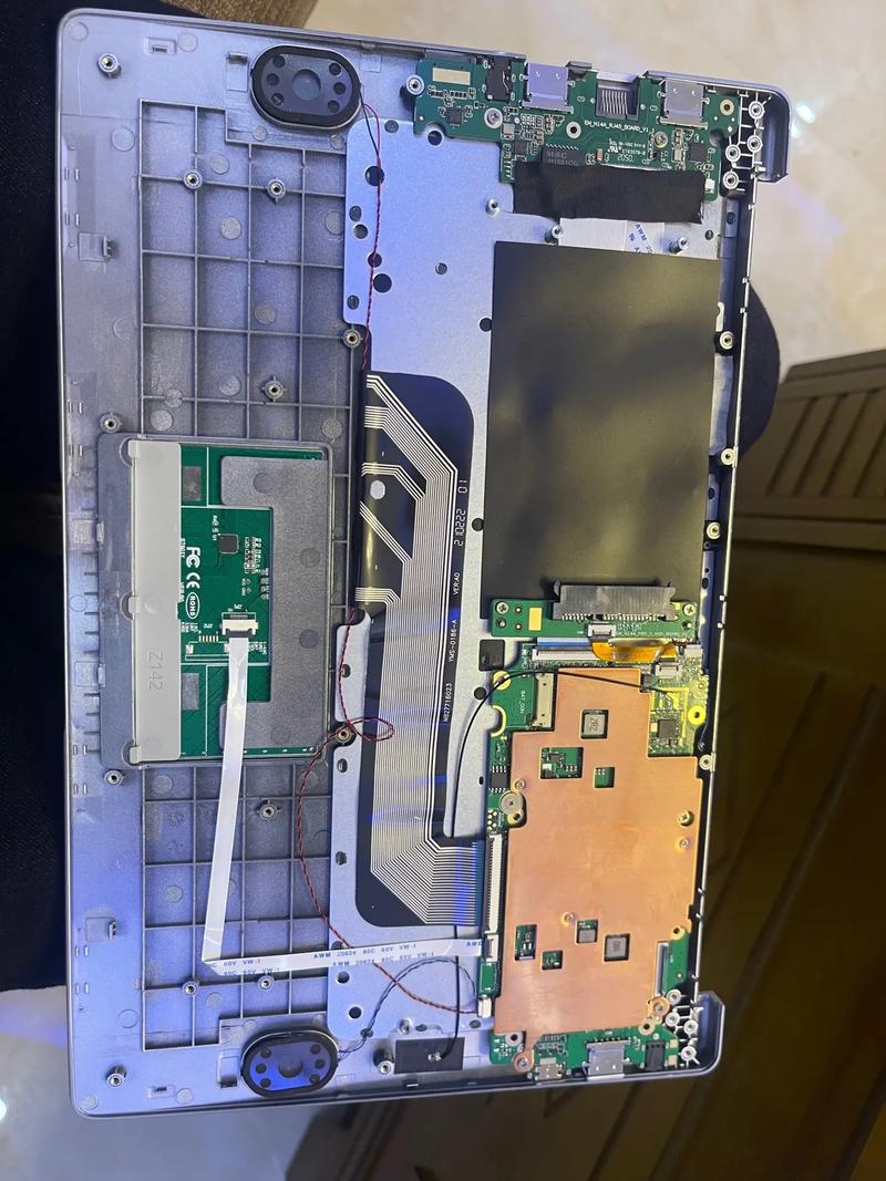 电脑主板上的芯片多少钱?