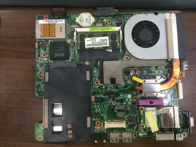 华硕F83VF具体参数