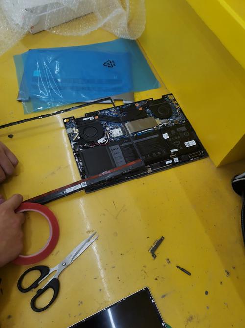 笔记本屏幕维修(笔记本屏幕维修大概要多少钱)