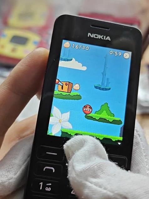 诺基亚525怎么在电脑上下载软件游戏,