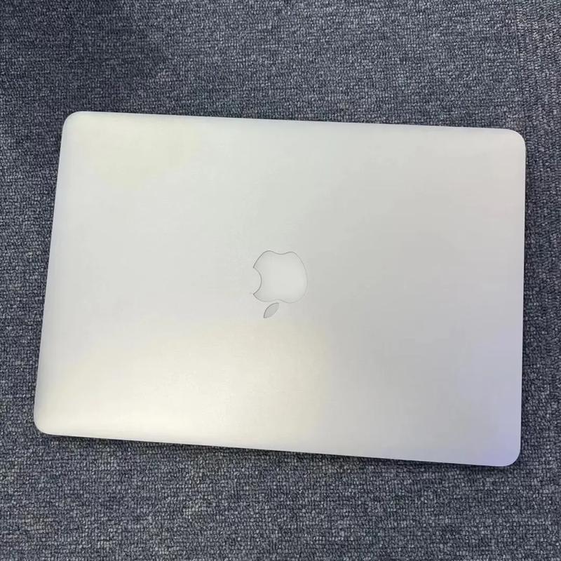 苹果笔记本17款d42还值得购买吗