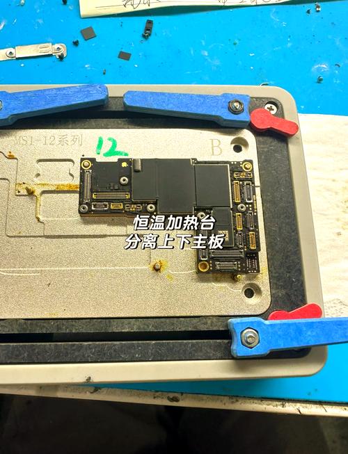 苹果12主板坏了值得修吗