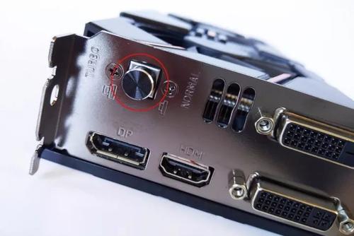 七彩虹一键超频是按下去吗