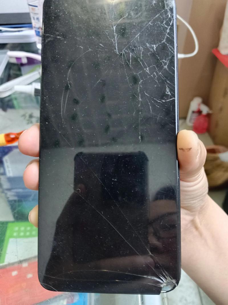 oppo手机换屏多少钱?