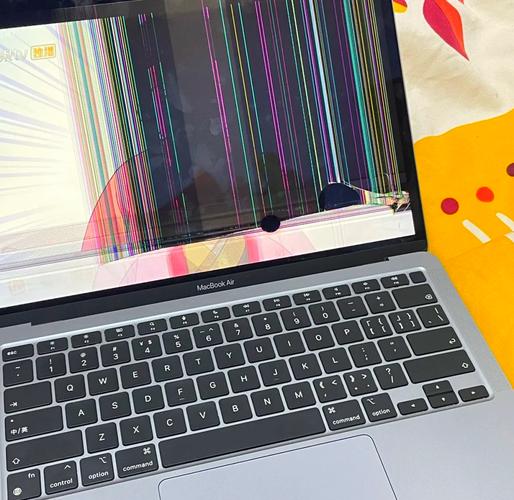 笔记本电脑液晶屏暗屏黑屏的原因与维修方法介绍