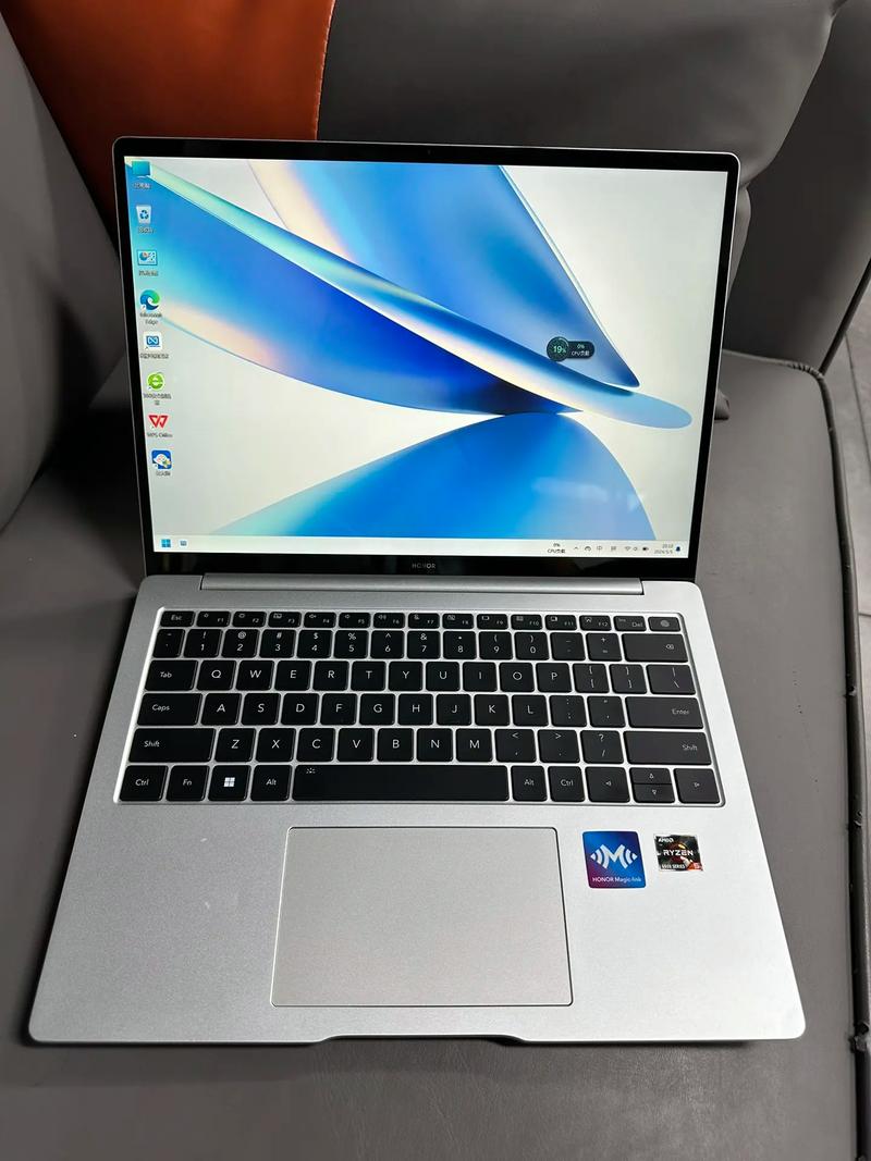 荣耀MagicBookV14散热怎么样-散热实测