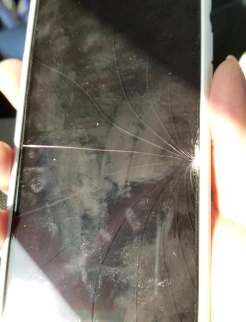 苹果保修期内可以免费换什么