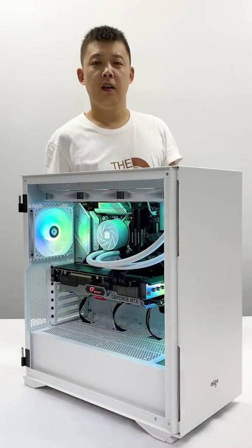 我这机箱可以装三个风扇的显卡吗?