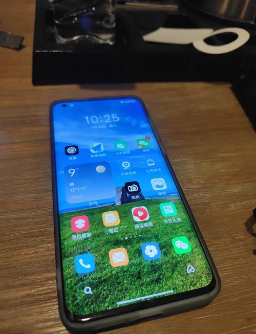 小米10如何看自己的屏幕是哪种