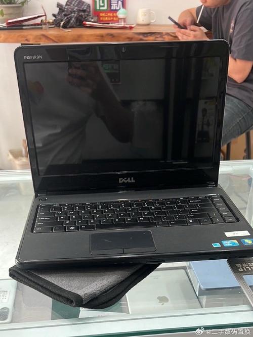 我的笔记本是元旦刚买的,戴尔灵越N4030,温度太高了