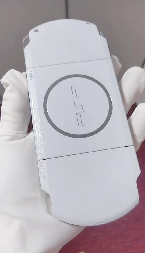 索尼新版超薄PS3(250GB)白色/黑色重要参数